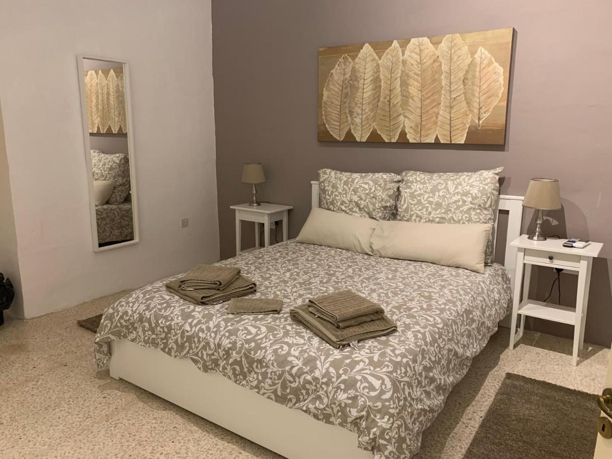4 Bedroom Apartment In Sliema Near The Sea מראה חיצוני תמונה